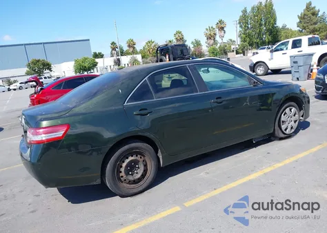 2011 Toyota Camry Le z USA, uszkodzony, nr VIN JTNBF3EK7B3012114